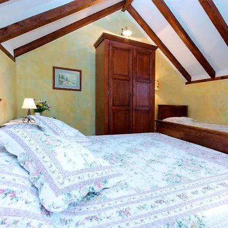 Tatil Evi Rustikale Oliveto By Interhome
