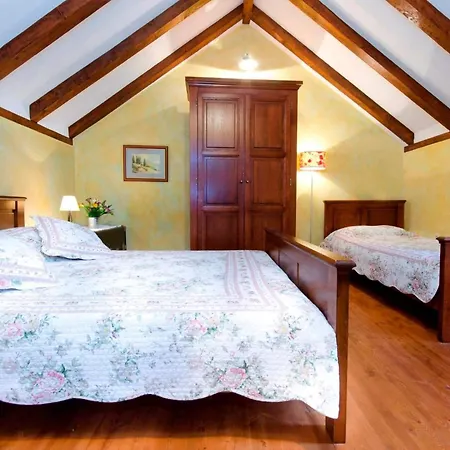 Rustikale Oliveto By Interhome Makarska