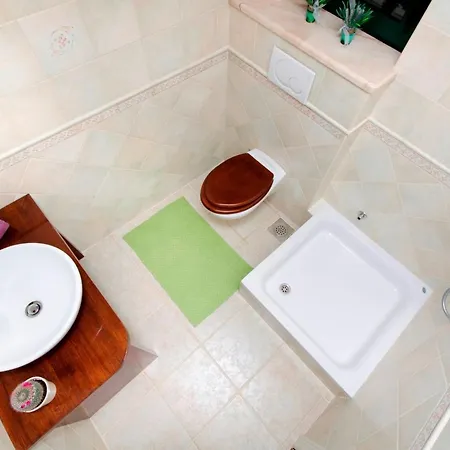 Rustikale Oliveto By Interhome Tatil Evi Makarska